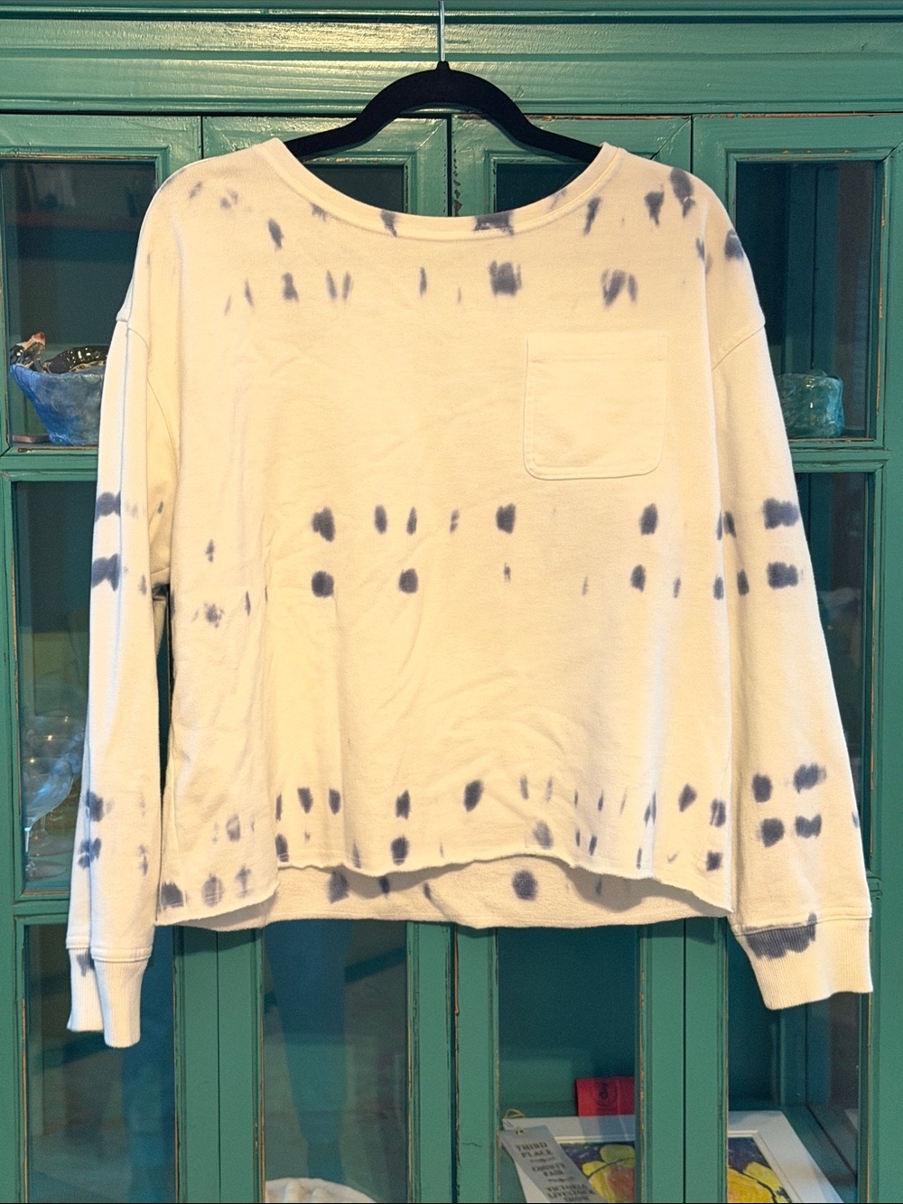 Universal Thread White Crew Sweatshirt with Blue Tie-Dye